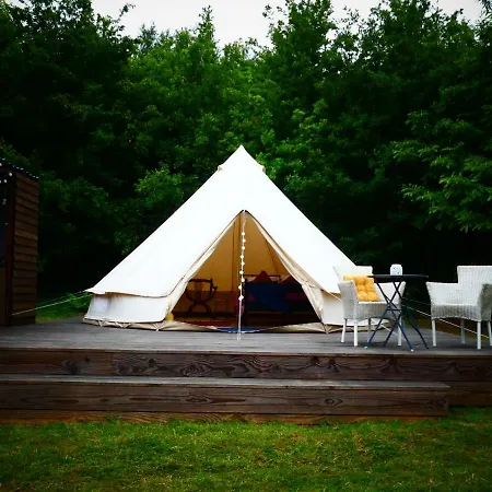 Les Croix Glamping Campismo de Luxo Baugé